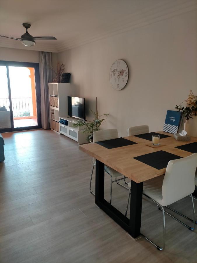 Appartement Met Zeezicht En Vlakbij Het Strand 马尼尔瓦 外观 照片