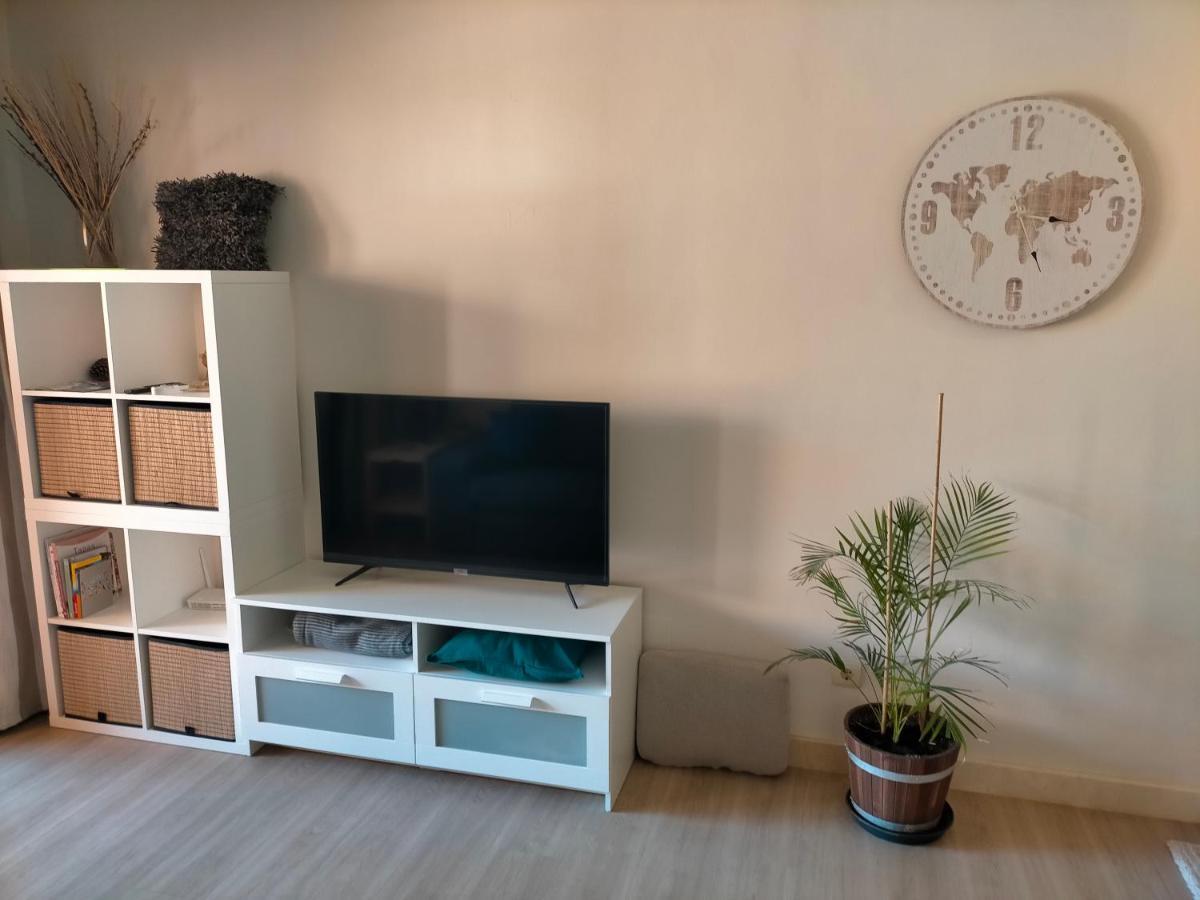 Appartement Met Zeezicht En Vlakbij Het Strand 马尼尔瓦 外观 照片
