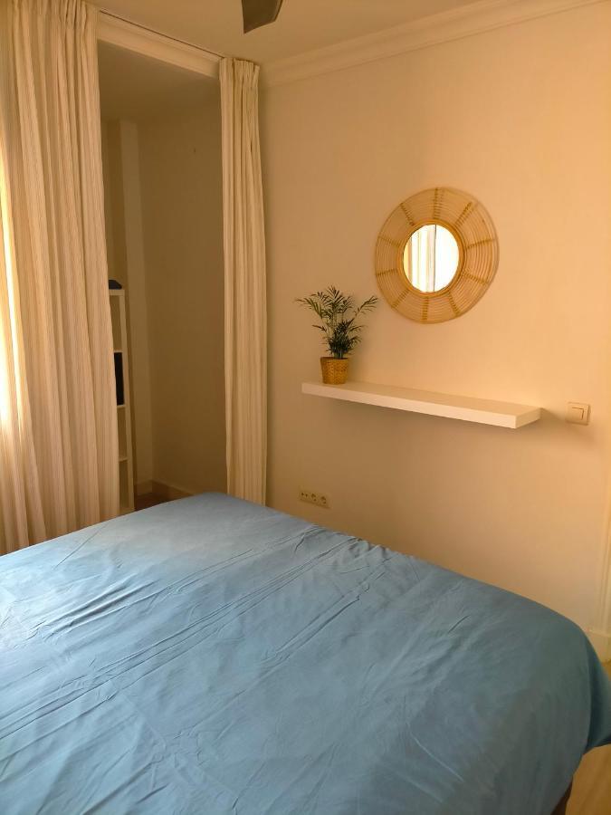 Appartement Met Zeezicht En Vlakbij Het Strand 马尼尔瓦 外观 照片