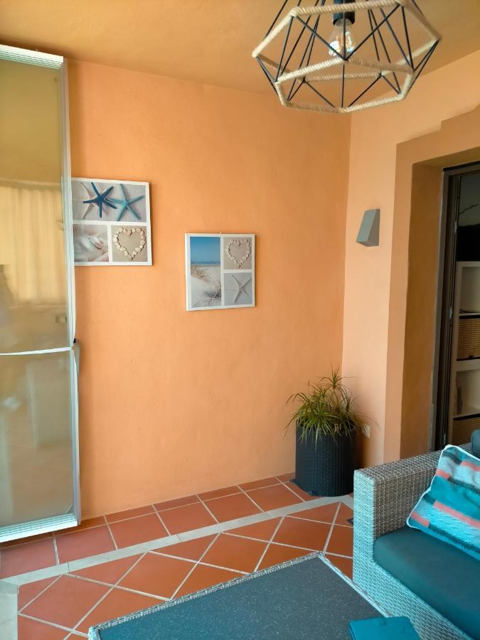 Appartement Met Zeezicht En Vlakbij Het Strand 马尼尔瓦 外观 照片